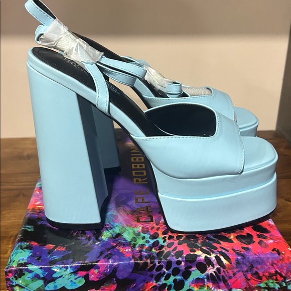 Cape Robbin Sicili Light Blue Platform Heels new in box size 7 - Picture 2 of 8
